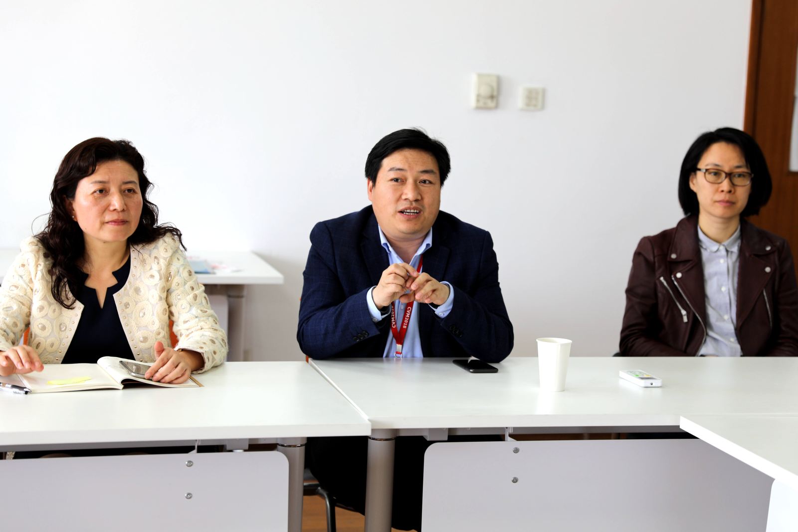 计算机科学与pg电子中国官方网站举行青年教师座谈会