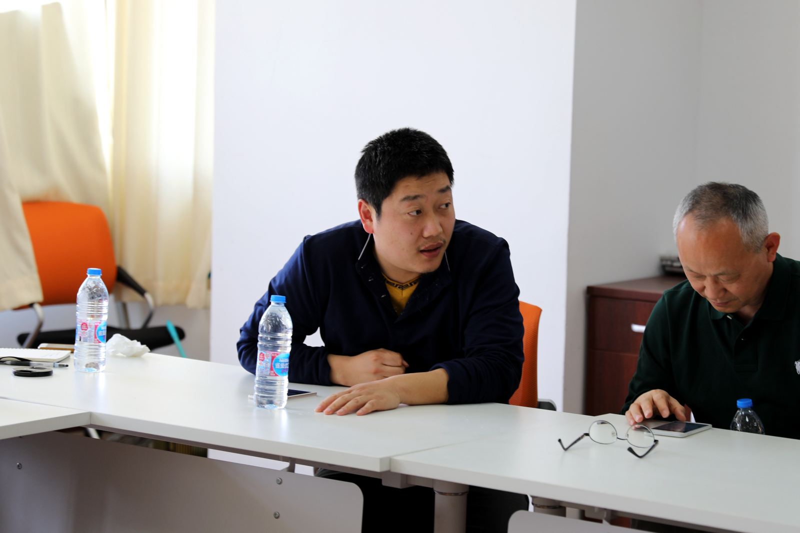 计算机科学与pg电子中国官方网站举行青年教师座谈会